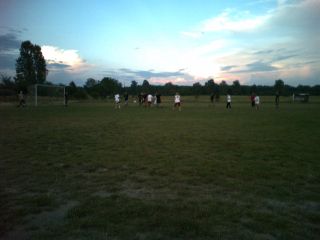 Bój to był zaciekły – o każdy milimetr boiska ;-)